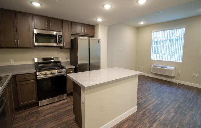 Fully Furnished Kitchen With Stainless Steel Appliances at Loma Villas Apartments, San Bernardino, 92408