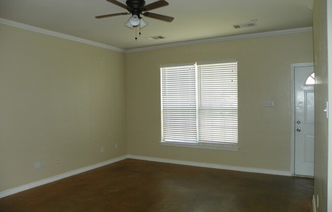2601 Cypress Ln
