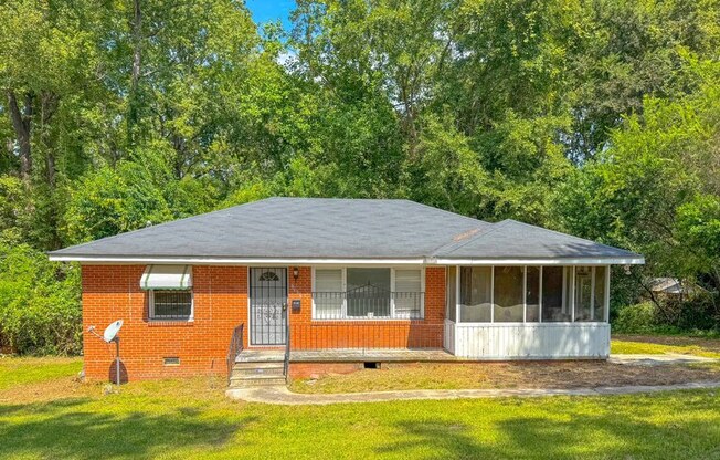2140 BAYSWATER RD