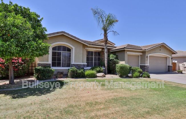 1550 N ROBIN LN