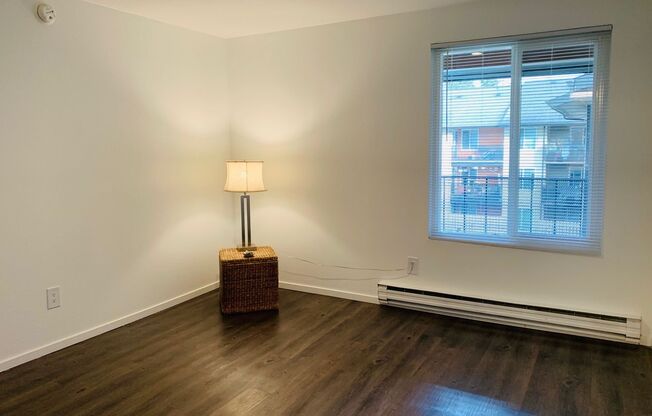 1 bed, 1 bath, 800 sqft, $2,050, Unit 308