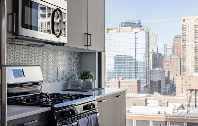 Kitchen Views at One 333, Illinois
