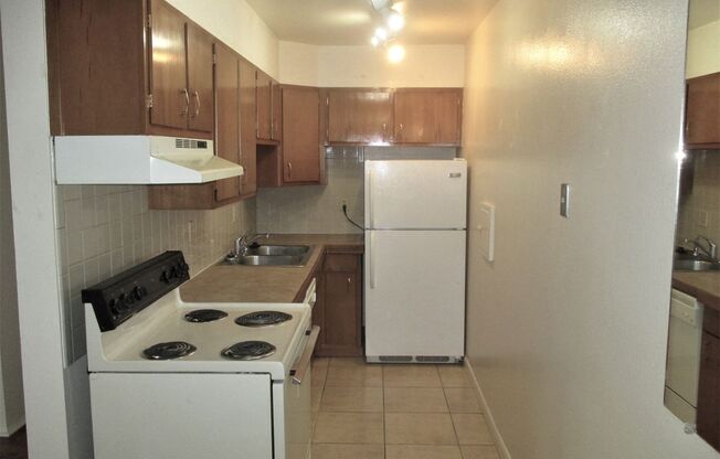 2 beds, 1 bath, 875 sqft, $1,895, Unit 205