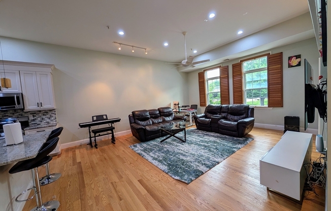 87 FRANKLIN ST