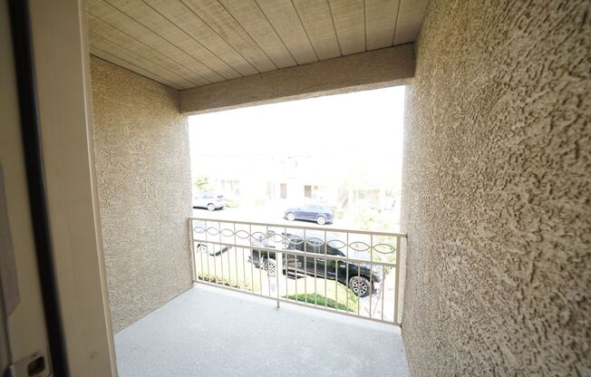 3 beds, 2.5 baths, $1,995, Unit Parcel #:  125-17-310-024