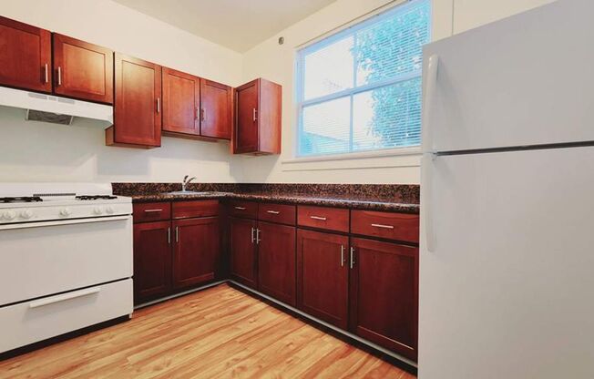 2 beds, 1 bath, $3,450, Unit 302