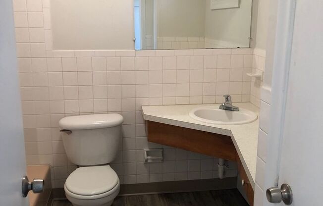 1 bed, 1 bath, $1,595, Unit 233-D11