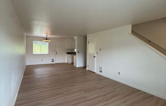 Marysville Updated Townhome