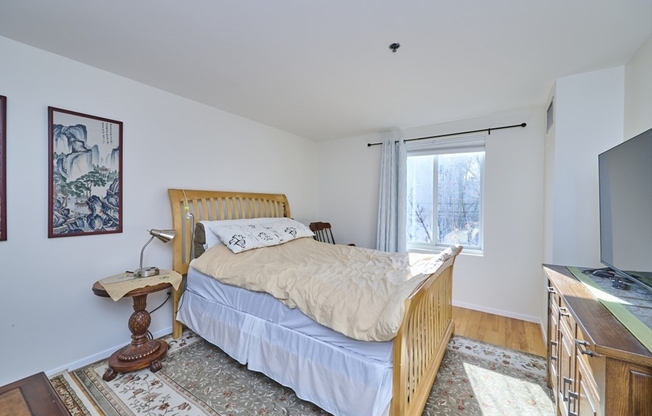 1 bed, 1 bath, 613 sqft, $2,700, Unit 2C