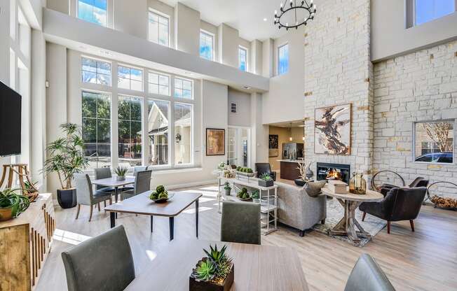 Acclaim at South Congress