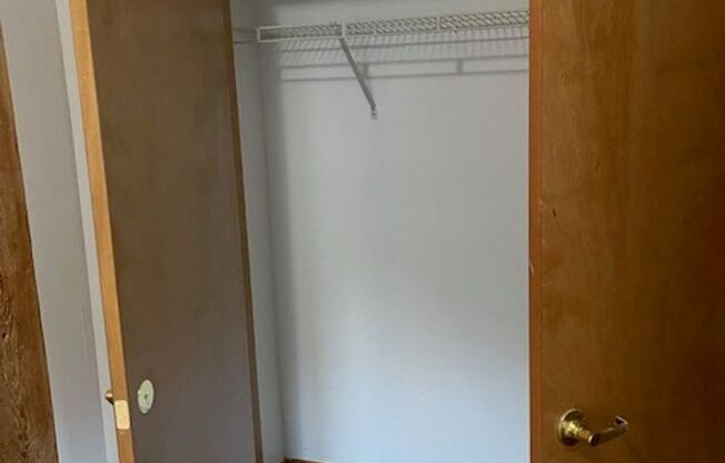 1 bed, 1 bath, 653 sqft, $1,050, Unit 120