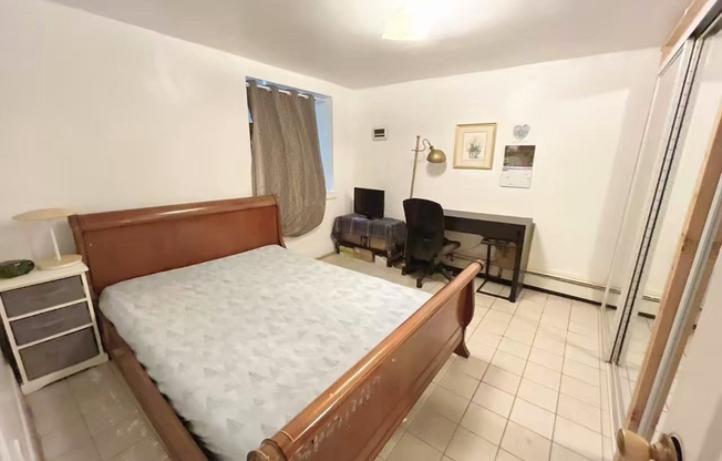 19 WESTBOURNE TER