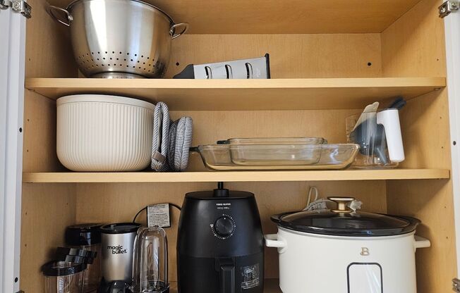 2 beds, 2 baths, 850 sqft, $2,900, Unit 314