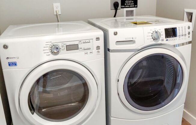 Studio, 1 bath, 490 sqft, $1,795, Unit 404 ADA