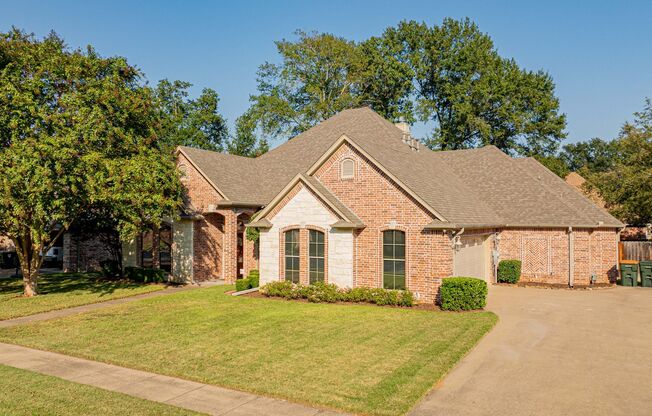 Beautiful Home in South Tyler - 3 Bed, 3 Bath + Office/4th Bedroom