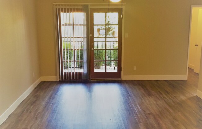 2 beds, 2 baths, 934 sqft, $1,675, Unit 167