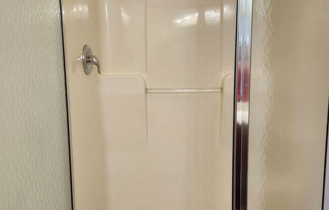 2 beds, 2 baths, 1,075 sqft, $1,680, Unit SU30263