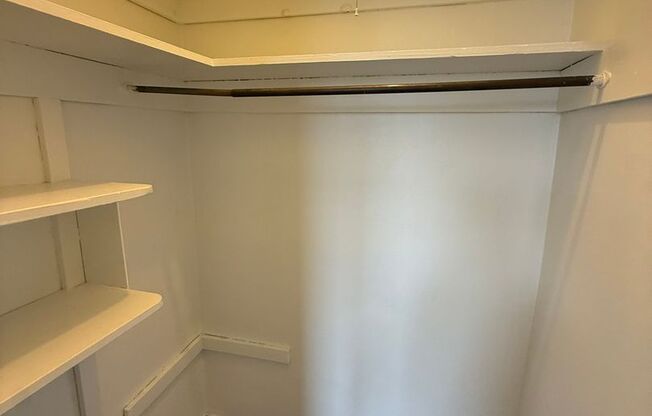 2 beds, 2 baths, 1,303 sqft, $2,400, Unit New King Edward  201