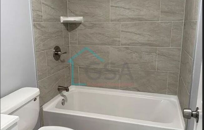 3 beds, 2 baths, 1,162 sqft, $1,500, Unit 8 Bradley Street-1