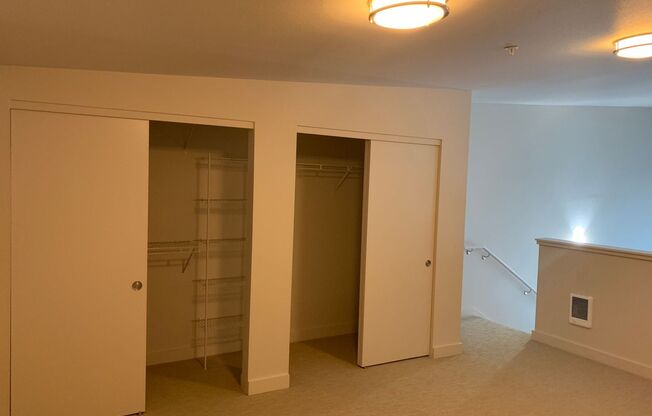 Studio, 1 bath, 430 sqft, $1,800, Unit 418