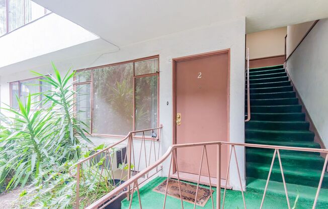 855 Sherbourne Drive
