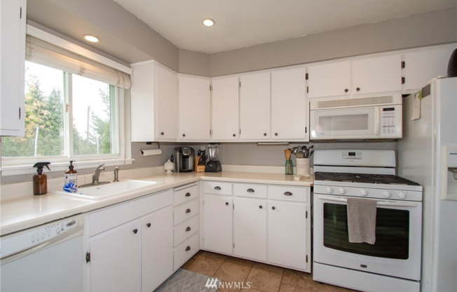 3 bed/2 ba House in University Place