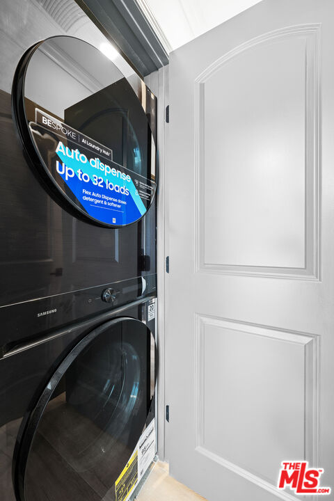 2 beds, 2 baths, 1,088 sqft, $6,200, Unit 1809