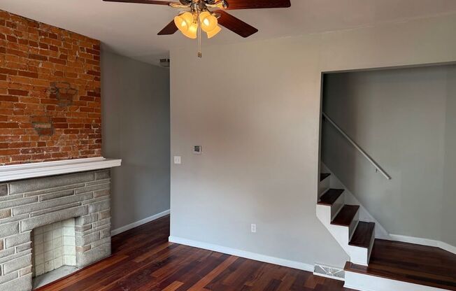 2 Bedroom, 1 Bath Townhome in trendy Lawrenceville. Convenient!