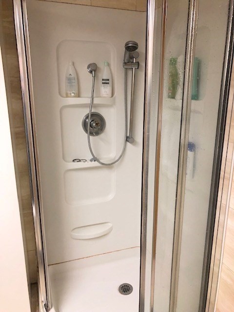 3 beds, 2.5 baths, 1,905 sqft, $6,200, Unit 20