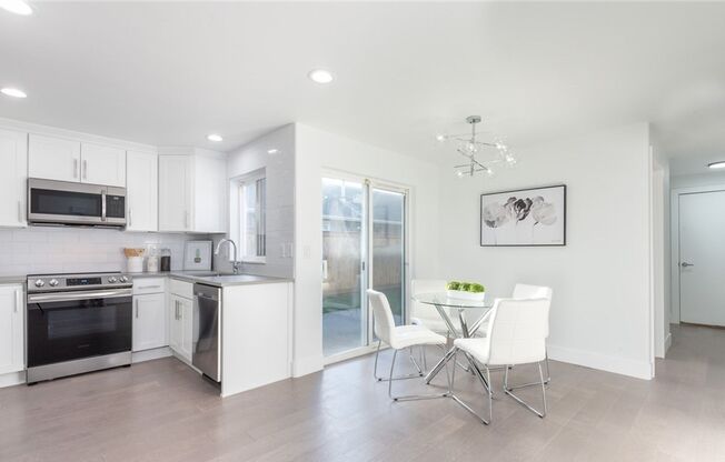 Contemporary rambler in Kent Station!