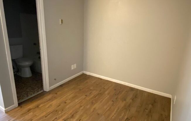 Studio, 1 bath, $1,000, Unit 2747113