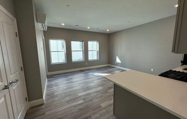 Welcome to 1499 in Revere, MA Steps from the Blue Line!