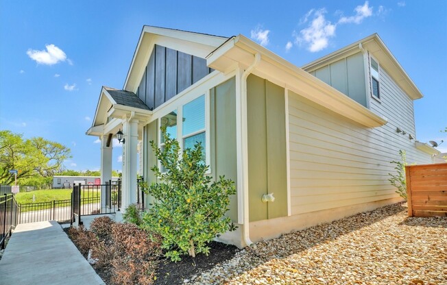 5412 GOLDEN CANARY LN