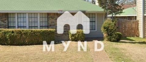 11837 GDN TER DR