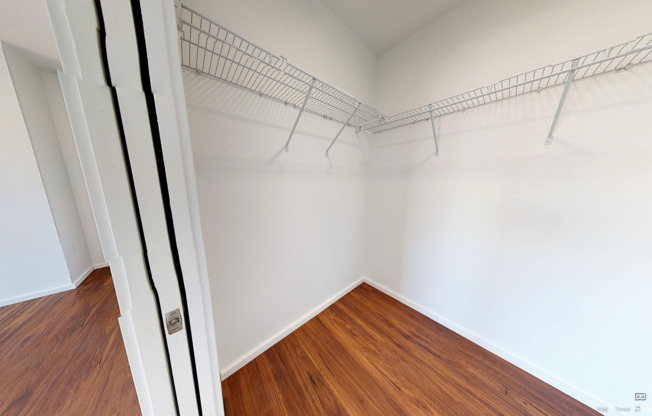 1 bed, 1 bath, 762 sqft, $1,890, Unit 301