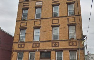 198 DELAWARE AVE