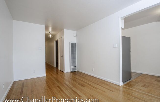 525 Cole Street Apt