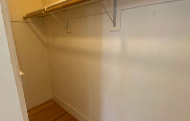 1 bed, 1 bath, 554 sqft, $1,495, Unit 05