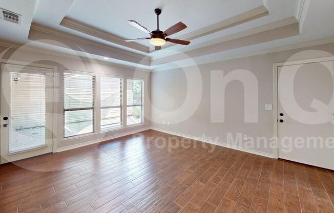 2328 TAMARISK DR