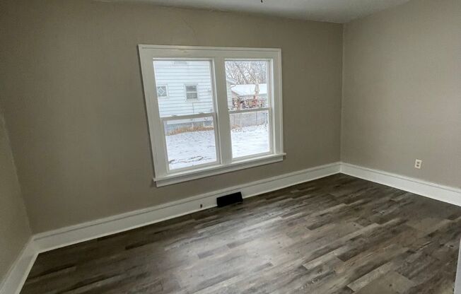 3 bed, 1 bath home for rent in Waterloo