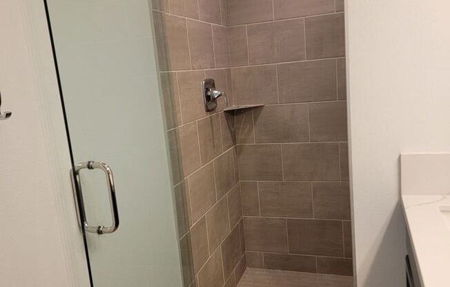 2 beds, 2.5 baths, 1,310 sqft, $2,450, Unit 114