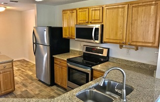 3 beds, 2 baths, $2,200, Unit Unit 8-117