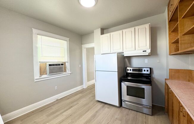 2 beds, 1 bath, 1,000 sqft, $1,300, Unit Unit 1