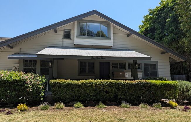 552 S. Oakland Avenue