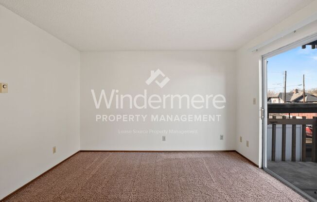 2 beds, 1 bath, $1,000, Unit Unit 03