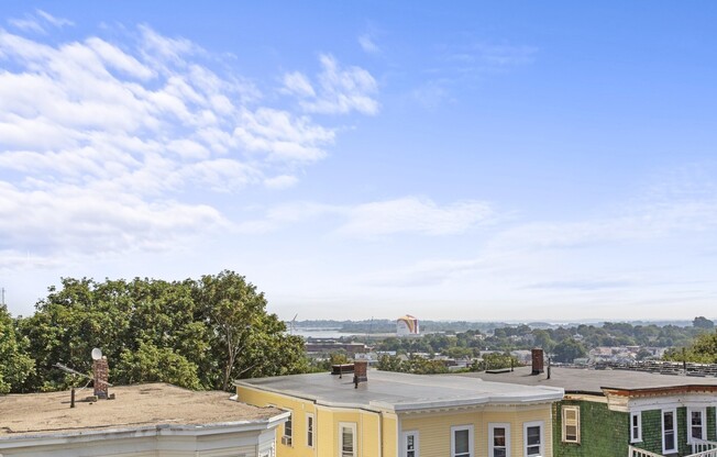 3 beds, 1 bath, 1,300 sqft, $2,700, Unit 2