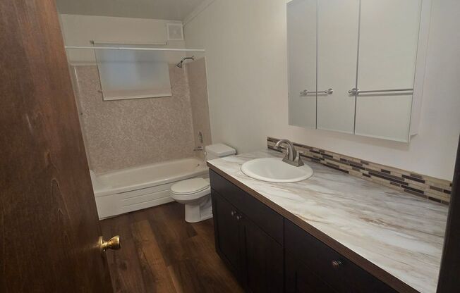 Tracy Ann Apartments