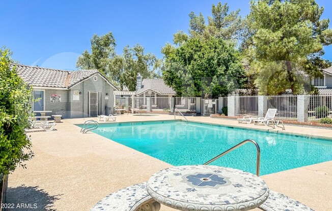 3 beds, 2 baths, 1,261 sqft, $1,775, Unit 1026