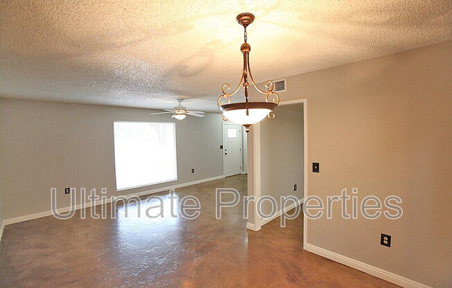 9331 W ARROWHEAD DR