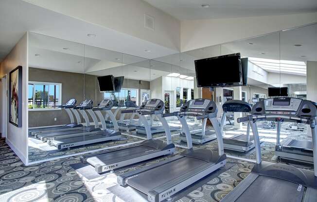 Overlook at Magnolia Gym Apartments in Seattle, WA